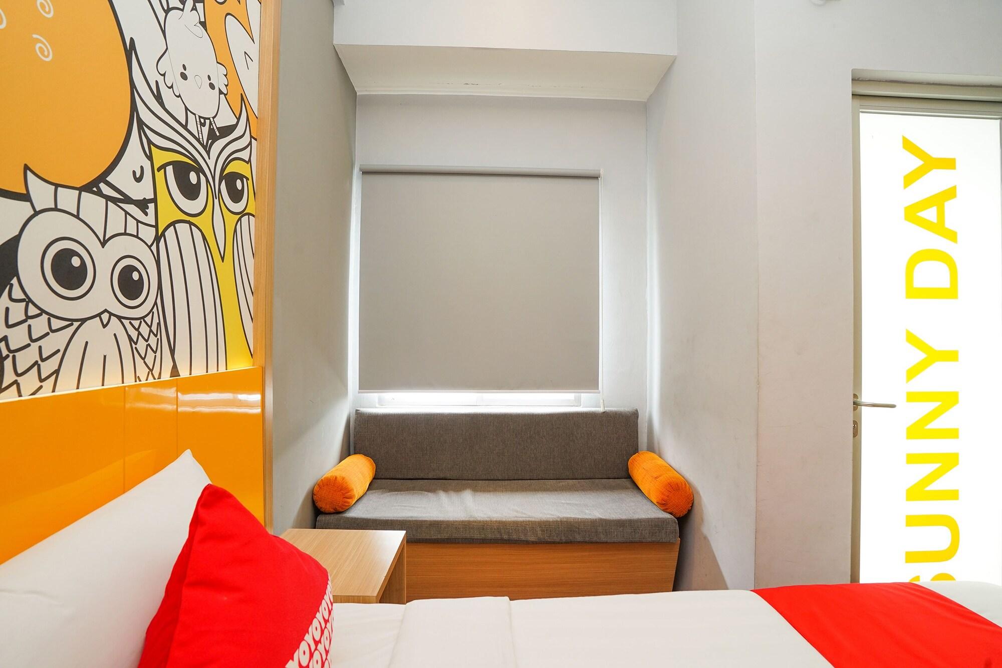 Super Oyo Capital O 91962 Pavilion Permata Surabaya Eksteriør billede